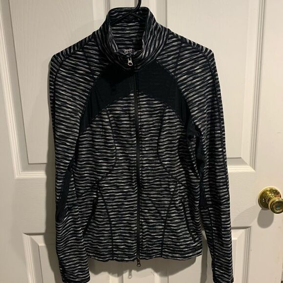 Zetta zip up jacket size large - Picture 3 of 7